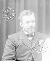 James Love Nisbet læknastúdent.jpg